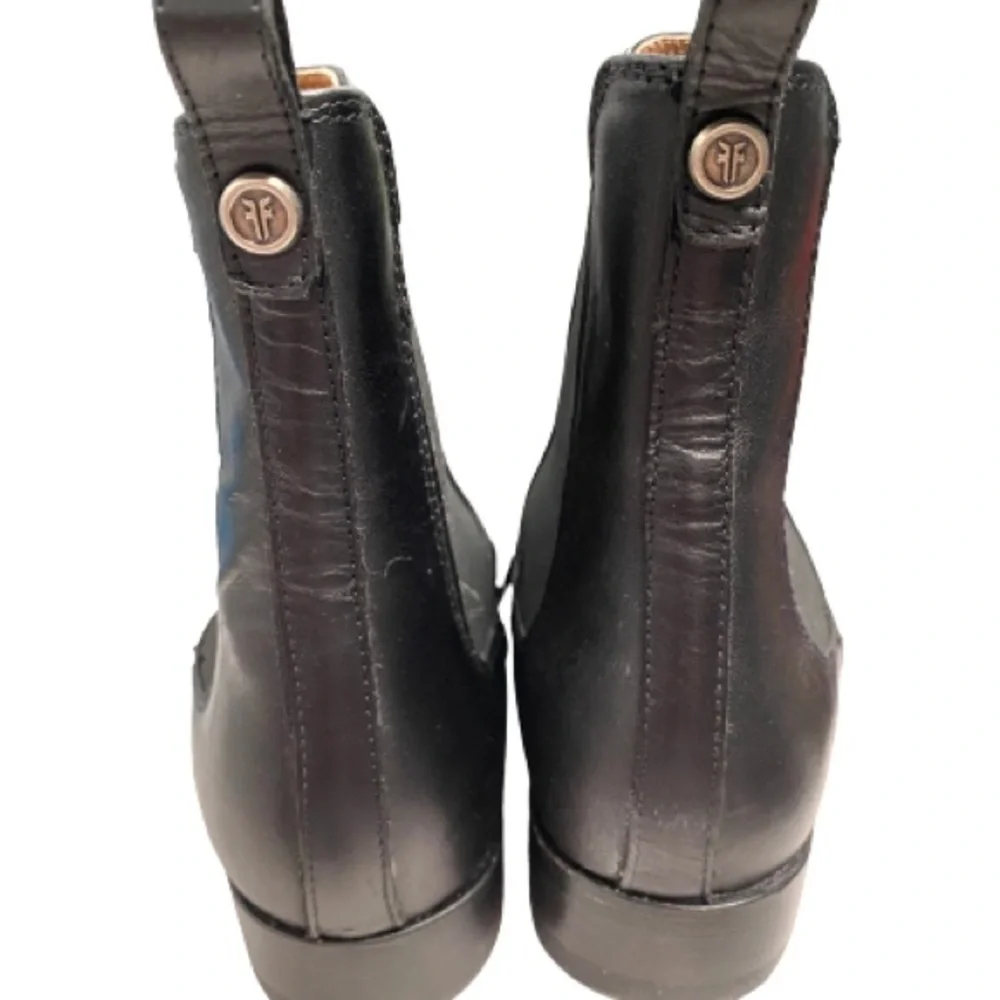Frye Women's Black Leather Chelsea Boots Excellent Condition Size US‎ 7 1/2 M